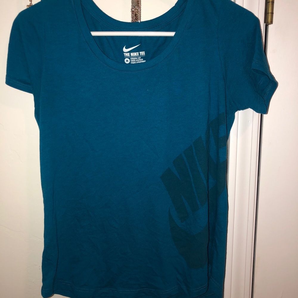 Nike t shirt